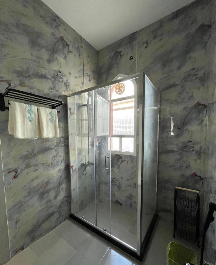 Deluxe Apartment Mascate Esterno foto